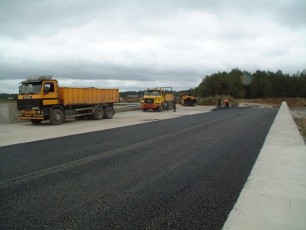 laitserallypark_kogupere_teemapark_ajalugu_rallirada_ralli_maatukk_ehitus_elutoo_asfalt_stardisirge_2005-20