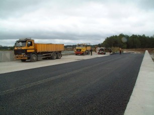 laitserallypark_kogupere_teemapark_ajalugu_rallirada_ralli_maatukk_ehitus_elutoo_asfalt_stardisirge_2005-3