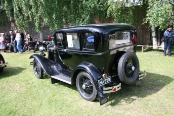 LaitseRallyPark_kogupere_teemapark_2008_uunikumid_vanaauto_2008 (210)