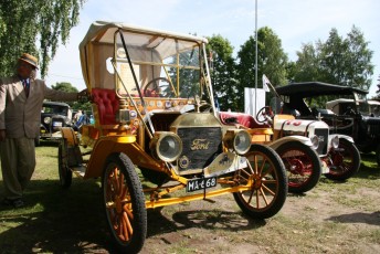 LaitseRallyPark_kogupere_teemapark_2008_uunikumid_vanaauto_2008 (219)