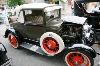 LaitseRallyPark_kogupere_teemapark_2008_uunikumid_vanaauto_2008 (80)