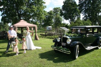 laitserallypark_kogupere_teemapark_vanaauto_uunikumid_pulmad_buick_pulmasoit_pulmaauto_2009-5