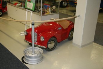 laitserallypark_kogupere_teemapark_vanaauto_uunikumid_kindral_laidoneri_klm_soit_muuseum_seltskond_matk_soome_turku_2011-395