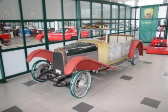 laitserallypark_kogupere_teemapark_vanaauto_uunikumid_kindral_laidoneri_klm_soit_muuseum_seltskond_matk_soome_turku_2011-54