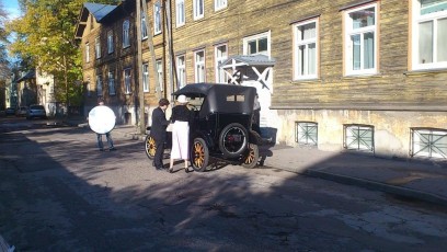 laitserallypark_kogupere_teemapark_vanaauto_uunikumid_reklaamfilm_mangufilm_film_votted_saku_2011-26