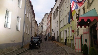 laitserallypark_kogupere_teemapark_vanaauto_uunikumid_reklaamfilm_mangufilm_film_votted_saku_2011-39