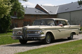 laitserallypark_kogupere_teemapark_vanaauto_uunikumid_klm_laidoneri_puhajarve_2012-129