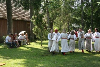 laitserallypark_kogupere_teemapark_vanaauto_uunikumid_sillaotsa_vanatehnika_sillaotsa-vanatehnikapaev_2012-21