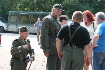 laitserallypark_kogupere_teemapark_vanaauto_uunikumid_sillaotsa_vanatehnika_sillaotsa-vanatehnikapaev_2012-37