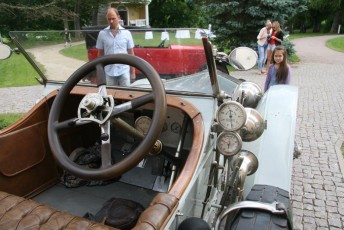 laitserallypark_kogupere_teemapark_vanaauto_uunikumid_vihula_rolls-royce_luksuslik_2012-39