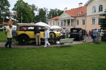 laitserallypark_kogupere_teemapark_vanaauto_uunikumid_vihula_rolls-royce_luksuslik_2012-85