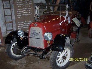 laitserallypark_kogupere_teemapark_vanaauto_uunikumid_klm_laidoneri_saaremaa_vanatehnika_seiklus_2013-4