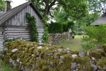 laitserallypark_kogupere_teemapark_vanaauto_uunikumid_klm_laidoneri_saaremaa_vanatehnika_seiklus_2013-43
