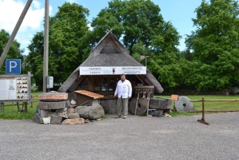 laitserallypark_kogupere_teemapark_vanaauto_uunikumid_klm_laidoneri_saaremaa_vanatehnika_seiklus_2013-63