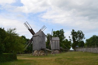 laitserallypark_kogupere_teemapark_vanaauto_uunikumid_klm_laidoneri_saaremaa_vanatehnika_seiklus_2013-70