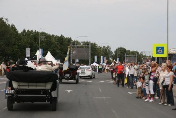 laitserallypark_kogupere_teemapark_vanaauto_uunikumid_riia-retro_seiklus_lati_kuus-varvast_2013-100