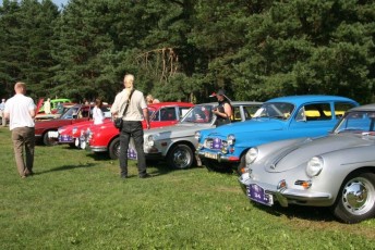 laitserallypark_kogupere_teemapark_vanaauto_uunikumid_riia-retro_seiklus_lati_kuus-varvast_2013-112