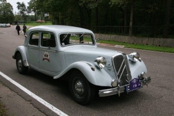 laitserallypark_kogupere_teemapark_vanaauto_uunikumid_riia-retro_seiklus_lati_kuus-varvast_2013-143