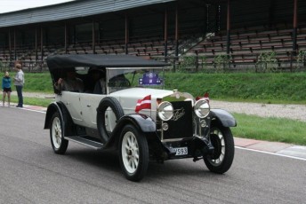 laitserallypark_kogupere_teemapark_vanaauto_uunikumid_riia-retro_seiklus_lati_kuus-varvast_2013-172