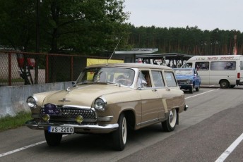 laitserallypark_kogupere_teemapark_vanaauto_uunikumid_riia-retro_seiklus_lati_kuus-varvast_2013-26