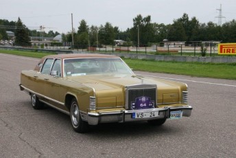 laitserallypark_kogupere_teemapark_vanaauto_uunikumid_riia-retro_seiklus_lati_kuus-varvast_2013-31