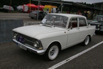 laitserallypark_kogupere_teemapark_vanaauto_uunikumid_riia-retro_seiklus_lati_kuus-varvast_2013-36