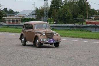 laitserallypark_kogupere_teemapark_vanaauto_uunikumid_riia-retro_seiklus_lati_kuus-varvast_2013-42