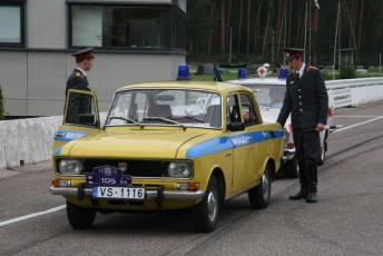 laitserallypark_kogupere_teemapark_vanaauto_uunikumid_riia-retro_seiklus_lati_kuus-varvast_2013-50