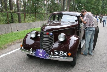 laitserallypark_kogupere_teemapark_vanaauto_uunikumid_riia-retro_seiklus_lati_kuus-varvast_2013-66