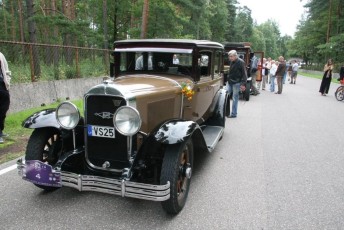 laitserallypark_kogupere_teemapark_vanaauto_uunikumid_riia-retro_seiklus_lati_kuus-varvast_2013-74