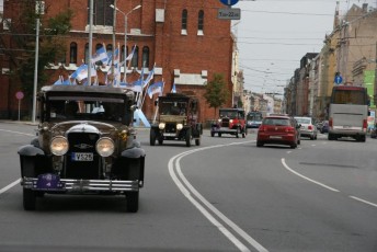 laitserallypark_kogupere_teemapark_vanaauto_uunikumid_riia-retro_seiklus_lati_kuus-varvast_2013-97