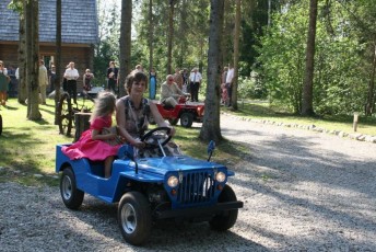 laitserallypark_kogupere_teemapark_vanaauto_uunikumid_ford-t_pulmad_ammad_aiad_pulmaauto_2014-1