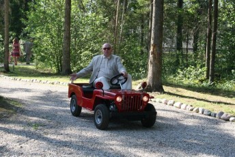 laitserallypark_kogupere_teemapark_vanaauto_uunikumid_ford-t_pulmad_ammad_aiad_pulmaauto_2014-4