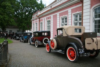 LaitseRallyPark_kogupere_teemapark_vanaauto_uunikumid_Baltic Tours _Vihula_2015 (55)