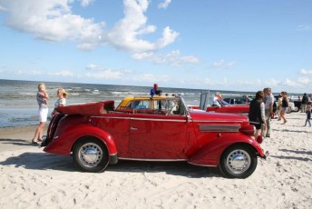 laitserallypark_kogupere_teemapark_vanaauto_uunikumid_jurmala-retro_seiklus_lati_kuus-varvast_2015-44