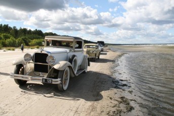 laitserallypark_kogupere_teemapark_vanaauto_uunikumid_jurmala-retro_seiklus_lati_kuus-varvast_2015-60