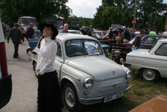 laitserallypark_kogupere_teemapark_vanaauto_uunikumid_vanatehnika_seiklus_vanasoidukite-suursoit_2015-26