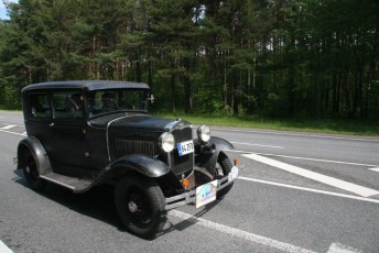 laitserallypark_kogupere_teemapark_vanaauto_uunikumid_vanatehnika_seiklus_vanasoidukite-suursoit_2015-82