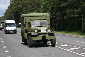 laitserallypark_kogupere_teemapark_vanaauto_uunikumid_vanatehnika_seiklus_vanasoidukite-suursoit_2015-86