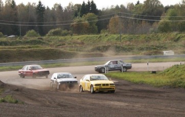 laitserallypark_kogupere_teemapark_auto_bmwcup_sprint_rahvasprint_kross_rallikross_bmw_voistlussari_soodne_meelelahutus-1