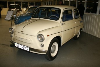 LaitseRallyPark_kogupere_teemapark_vanaauto_uunikumid_Retro_seiklus_Kiev_2015 (36)