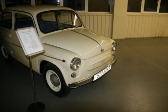 LaitseRallyPark_kogupere_teemapark_vanaauto_uunikumid_Retro_seiklus_Kiev_2015 (38)