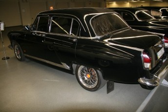 LaitseRallyPark_kogupere_teemapark_vanaauto_uunikumid_Retro_seiklus_Kiev_2015 (54)