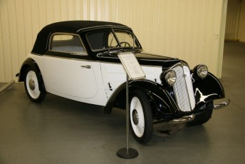 LaitseRallyPark_kogupere_teemapark_vanaauto_uunikumid_Retro_seiklus_Kiev_2015 (59)