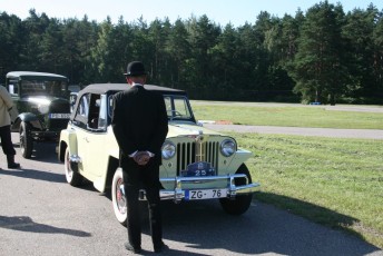 LaitseRallyPark_kogupere_teemapark_vanaauto_uunikumid_Riia Retro_2009 (35)