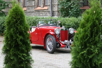 LaitseRallyPark_kogupere_teemapark_vanaauto_uunikumid_pulmaauto_pulmapidu_pulmad_mg_midget_Bel Air_2011 (1)