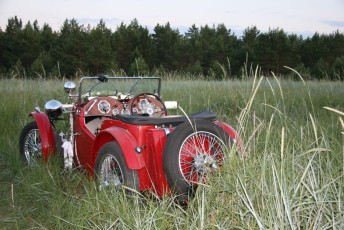 LaitseRallyPark_kogupere_teemapark_vanaauto_uunikumid_pulmaauto_pulmapidu_pulmad_mg_midget_Bel Air_2011 (19)