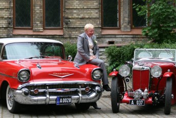 LaitseRallyPark_kogupere_teemapark_vanaauto_uunikumid_pulmaauto_pulmapidu_pulmad_mg_midget_Bel Air_2011 (9)