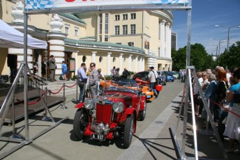 LaitseRallyPark_kogupere_teemapark_vanaauto_uunikumid_ralli_elektriauto_Tallinn_Monaco_2011 (1)